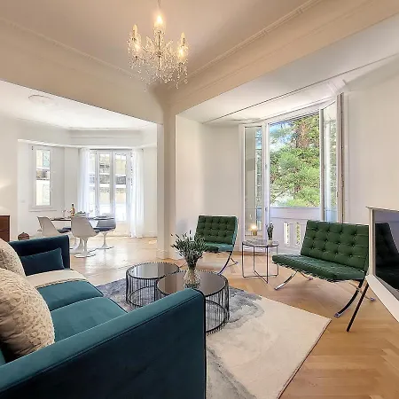 Nestor&jeeves - Standing Baquis - - Close Sea Nizza