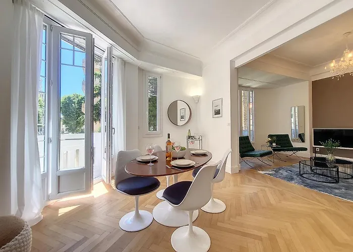 Nestor&jeeves - Standing Baquis - - Close Sea Apartamento Niza